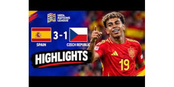 Espanja voitti Tšekin 3–1 Espanja voitti Tšekin 3–1